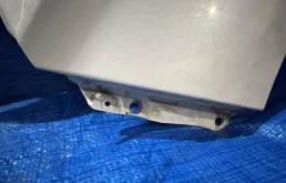 Крылья для Toyota Alphard 2005 года на фотографиях