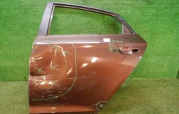 Двери для Hyundai Solaris 2017 года на фотографиях