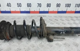 Стойка передняя правая 3Q0413031BN, 5Q0411105CG, 5Q0412331C VOLKSWAGEN PASSAT B8 (2014-2023) 2015 2.0 TDI КПП 6ст.