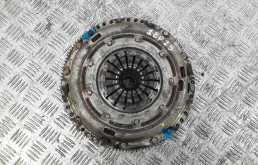 Маховик демпферный дизельный 03L105266CC VOLKSWAGEN PASSAT B7 (2010-2017) 2012 2.0 D TDI CR КПП 6ст.