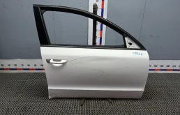 Дверь передняя правая 3T0831056 SKODA SUPERB 2 (2008-2015) 2012 1.6 TDI
