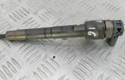 Форсунка дизельная 0445110647, 03L130277Q VOLKSWAGEN TOURAN (1T3) (2010-2015) 2012 2.0 TDi PD