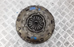 Маховик демпферный дизельный 04L105266B SEAT ALHAMBRA 7N (2010-2022) 2014 2.0 TDI КПП 6ст.