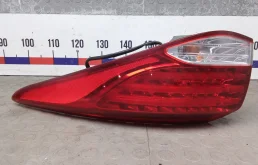 Фонарь задний правый 924023Z000 HYUNDAI I40 (2012-0000) 2013 1.7 CRDI