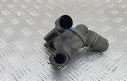 Корпус термостата дизельный 03L121111AB VOLKSWAGEN AMAROK 1 (2011-0000) 2013 2.0 BiTDI КПП 6ст.