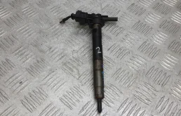 Форсунка дизельная 03L130277,  0445116030 VOLKSWAGEN PASSAT B6 (2008-2011) 2009 2.0 D TDI CR АКПП