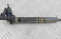Форсунка дизельная 03L130277,  0445116030 VOLKSWAGEN PASSAT B6 (2008-2011) 2009 2.0 D TDI CR АКПП
