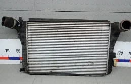 Радиатор интеркулера 1K0145803CC VOLKSWAGEN TOURAN (1T3) (2010-2015) 2012 1.6 TDi PD КПП 6ст.