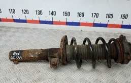 Стойка передняя правая 1T0413031GG, 1K0411105BC, 1K0412331B VOLKSWAGEN JETTA 5 (2005-2007) 2008 2.0 TDi PD КПП 6ст.