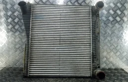 Радиатор интеркулера LR015603 LAND ROVER RANGE ROVER SPORT (2009-2013) 2011 3.0  АКПП