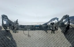 Передняя панель крепления облицовки (телевизор) A2046200272,  A2046201191,  A2046201291 MERCEDES BENZ C-CLASS W204 (2011-2014) 2012 2.2 D C220 CDI