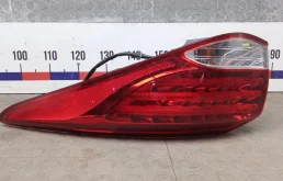 Фонарь задний правый 924023Z000 HYUNDAI I40 (2012-0000) 2012 1.7 CRDI