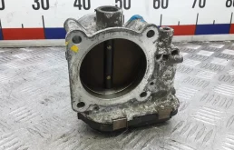 Дроссельная заслонка бензиновая 8677796 VOLVO V70 2 (2000-2007) 2003 2.4  КПП 5ст.