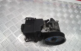 Насос ГУ  дизельный A0064661501 MERCEDES BENZ C-CLASS W204 (2008-2016) 2010 2.2 D C220 CDI