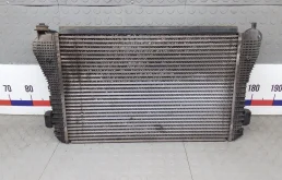 Радиатор интеркулера 1K0145803CA SKODA YETI 1 (2010-2018) 2015 1.6 TDI КПП 5ст.