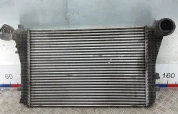 Радиатор интеркулера 3C0145805P VOLKSWAGEN TIGUAN 1 (2007-2011) 2008 2.0 D TDI CR КПП 6ст.