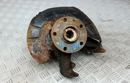 Ступица передняя правая 1K0407256T,  1K0498621 SKODA YETI 1 (2009-2013) 2013 2.0 D TDI КПП 6ст.