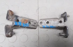 Петля передняя правая MR302271,  MR302270 MITSUBISHI LANCER 9 (2003-2009) 2006 2.0