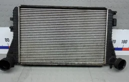 Радиатор интеркулера 1K0145803L VOLKSWAGEN TOURAN (1T1, 1T2) (2003-2010) 2004 1.9 TDi PD КПП 6ст.