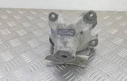 Кронштейн двигателя дизельный 8K0199308BH, 8K0199307BH AUDI A4 B8 (2007-2008) 2009 2.7 D TDI CR АКПП
