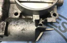 Дроссельная заслонка для Mercedes-Benz C class на фотографиях