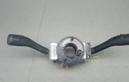 Переключатель поворотов и дворников (стрекоза) 8L0953513G VOLKSWAGEN BORA 1 (1998-2005) 2002 1.4  КПП 5ст.