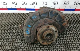 Ступица передняя левая 1K0407255AA,  1K0407621F VOLKSWAGEN TIGUAN 1 (2007-2011) 2008 2.0 D TDI CR КПП 6ст.