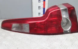 Фонарь задний правый 30763510,30678751 VOLVO V50 MW (2004-2012) 2005 1.8