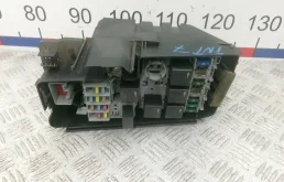 Блок предохранителей 30728512 VOLVO XC90 1 (2002-2014) 2005 2.4 D5 КПП 6ст.