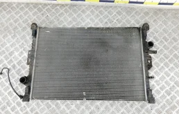 Радиатор системы охлаждения CV618005TB,31368362,30792221,1805529,6G918005AD,1773041,LR000583,LR039623,31368059,30792220,6G918005AC,6G918005AB,LR006714,31368060,31368299,1493771,31261105,1778037,36002413,30748550,36000105,1377541,31368361,6G918005FD,1778038,31368082,LR002641,36002451,LR006715,LR039530,6G918005FC,1433321,6G918005FB,36000106,1493774,36002414 LAND ROVER FREELANDER 2 (2006-2011) 2007 2.2 D TD4 КПП 6ст.