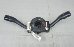 Переключатель поворотов и дворников (стрекоза) 8L0953513G VOLKSWAGEN BORA 1 (1998-2005) 2004 1.9 TDi PD КПП 5ст.