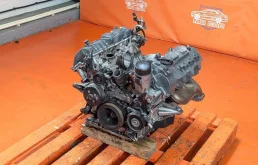 Двигатель бензиновый Mercedes-Benz
