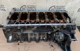 Блок двигателя BMW X5 11002211389 E70 N55B30, передний левый