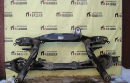 Балка Audi Q3 5N0505235AB, задняя