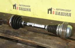 Привод Volkswagen Passat 2K3407271B, левый
