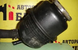 Бачок гур Audi A4 4F0422371D B7
