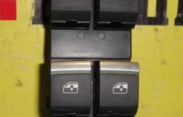Блок управления стеклоподъемниками Audi A4 4M0959851B5PR B9
