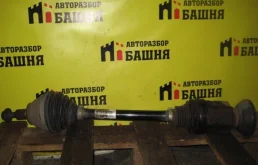 Приводной вал Volkswagen Tiguan 5N0407764J, передний правый