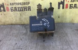 Блок управления ABS Volkswagen Jetta 2014 1K0614117S CFNA