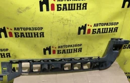 Кронштейн бампера Skoda Octavia 2018 5E5807864 A7 CWVA, задний правый