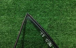 Форточка двери Toyota Corolla 2013 6812402330 180 1ZRFE, задняя левая