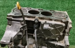 Двигатель Toyota Corolla 2013 190000T080 180 1ZRFE