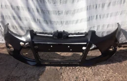 Бампер Ford Focus 3 2011- 1719342 CB8, передний