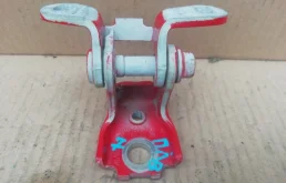 Петля двери Skoda Fabia 2 2008 5J0833401C 1.2 BZG, левая