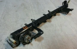 Рампа топливная Ford Fusion 2007 1804347 1.6 FYJA
