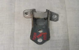 Петля двери Mazda 3 2006 F15158210 BK 1.6 Z6, передняя