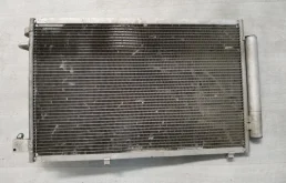 Радиатор кондиционера Ford Fiesta 2008- 1526277 CB1