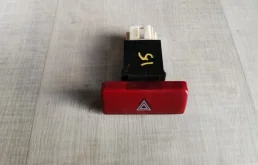 Кнопка аварийной сигнализации Mitsubishi Lancer 9 2006 MR406456 4G18