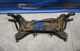 Подрамник Mitsubishi Outlander MR961222