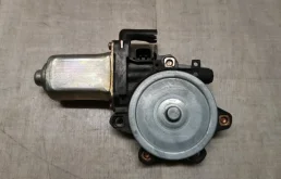 Моторчик стеклоподъемника Nissan Tiida 80731ED00A C11, передний левый
